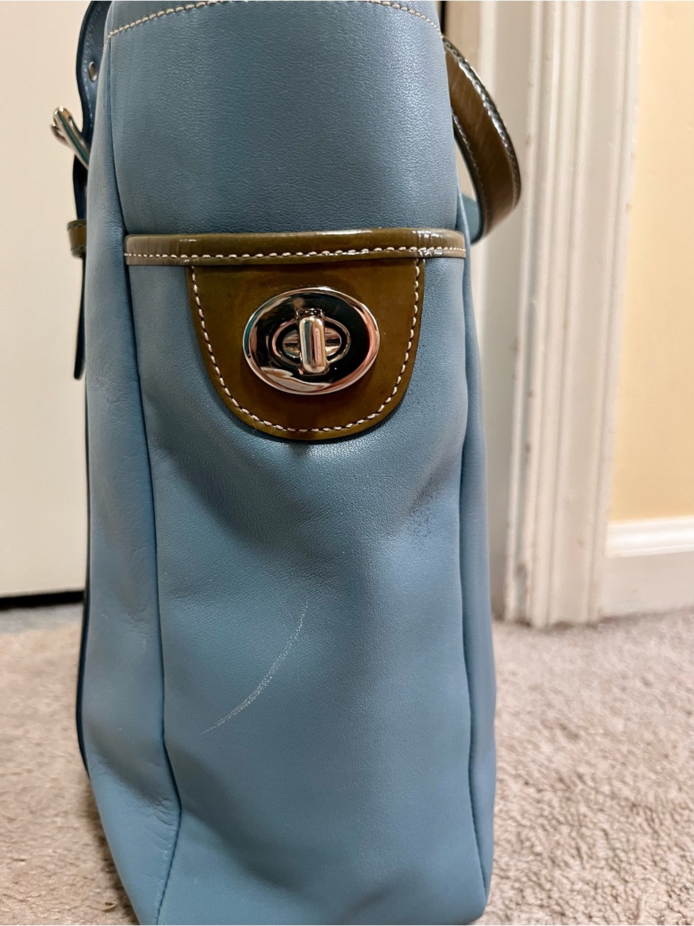 Coach Tote Bag - Picture 4 of 16